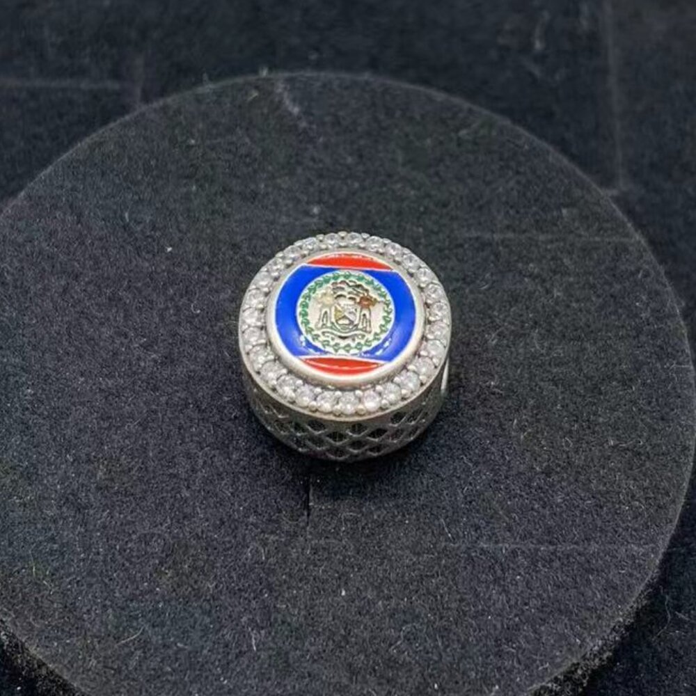 Pandora Belize Flag Round Charm